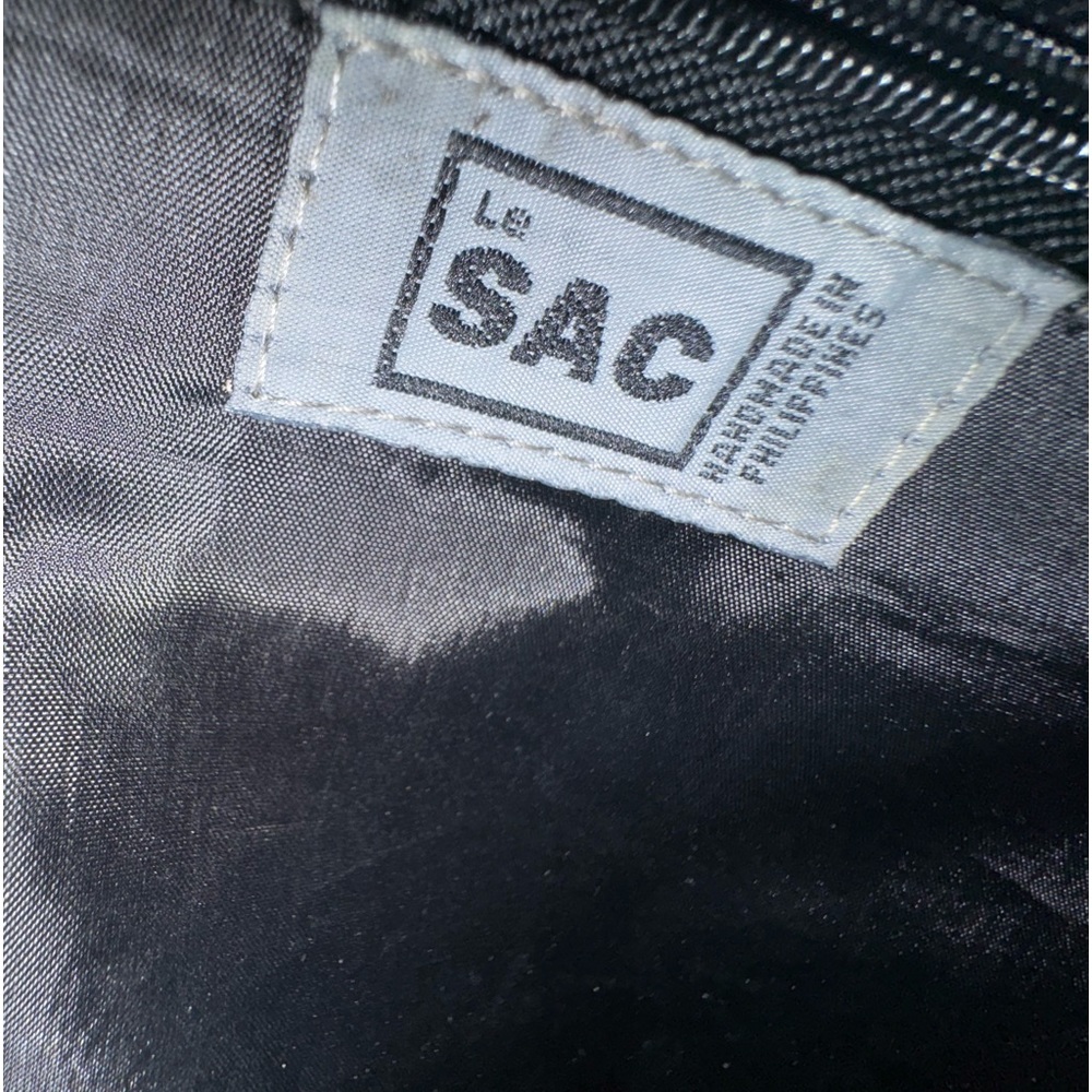 LeSac Black and Cream Woven Handbag with Zip Closure. May be vintage. - Picture 7 of 7